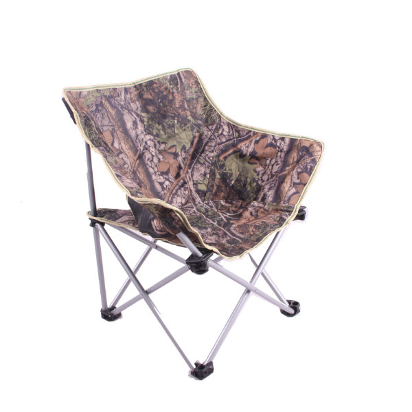 Low-profile event chair